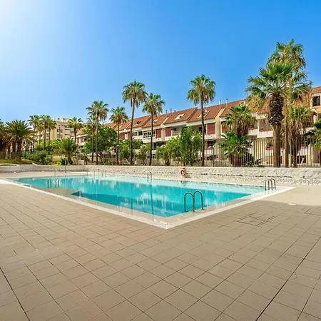 Modern Renovated With Terrace In Playa De Americas 아파트 플라야데라스아메리카스