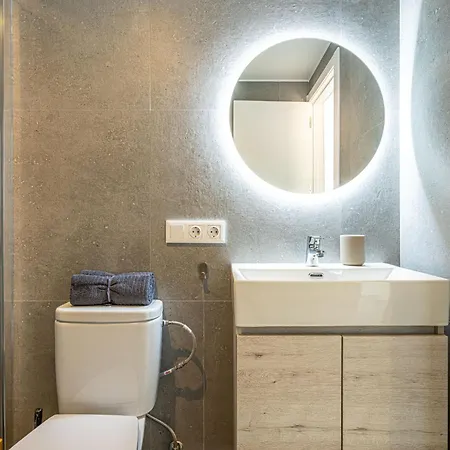 아파트 Modern Renovated With Terrace In Playa De Americas