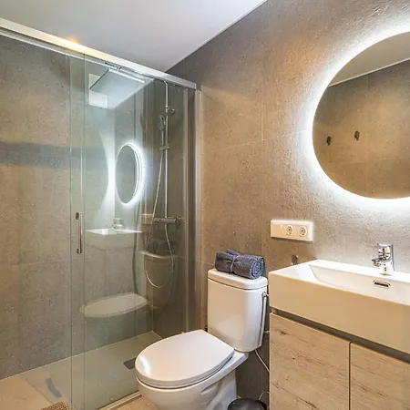 아파트 Modern Renovated With Terrace In Playa De Americas *