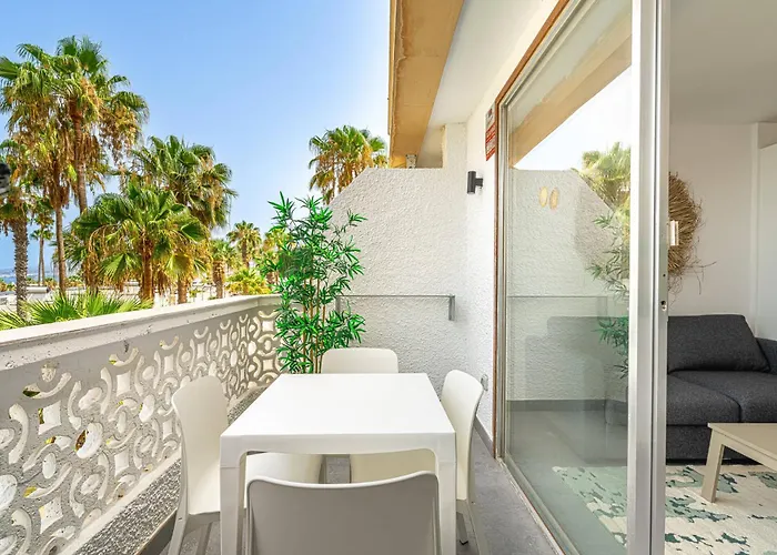 Modern Renovated With Terrace In Playa De Americas Apartament *
