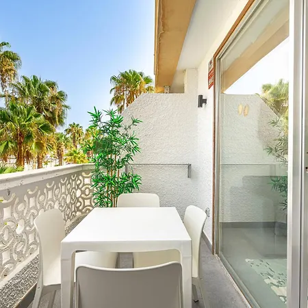 Modern Renovated With Terrace In Playa De Americas Apartment *